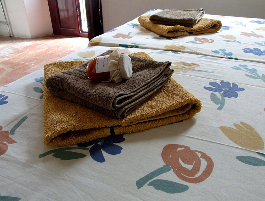 Cal Gras Hotel Avinyo Стая снимка